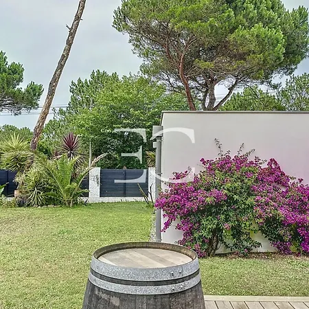 Easy Cles - 5-suite Close To The Villa