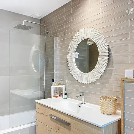 Easy Cles - 5-suite Close To The Villa